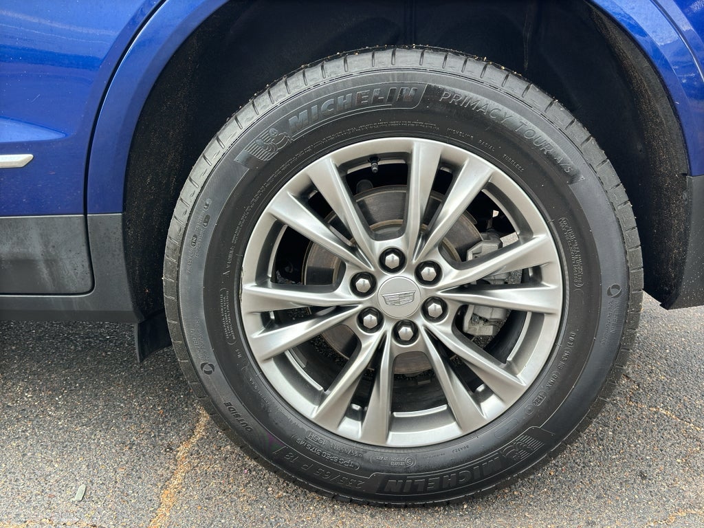 2023 Cadillac XT5 FWD Premium Luxury