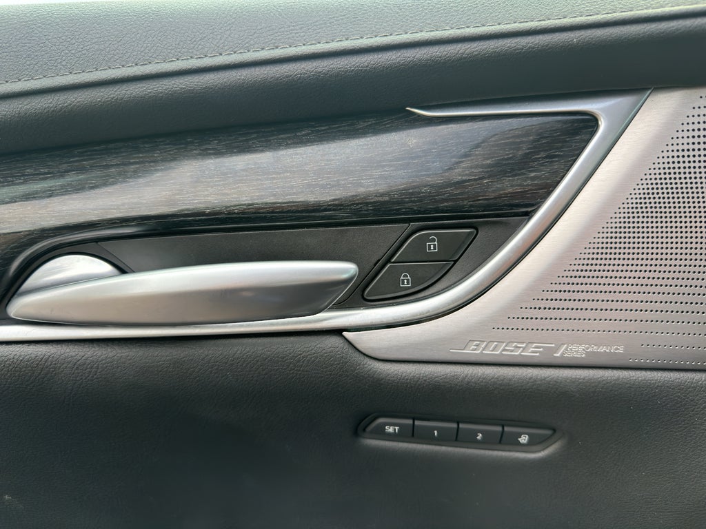 2023 Cadillac XT5 FWD Premium Luxury