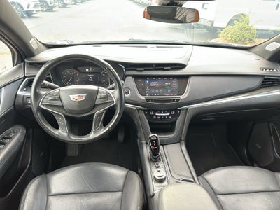 2023 Cadillac XT5 FWD Premium Luxury