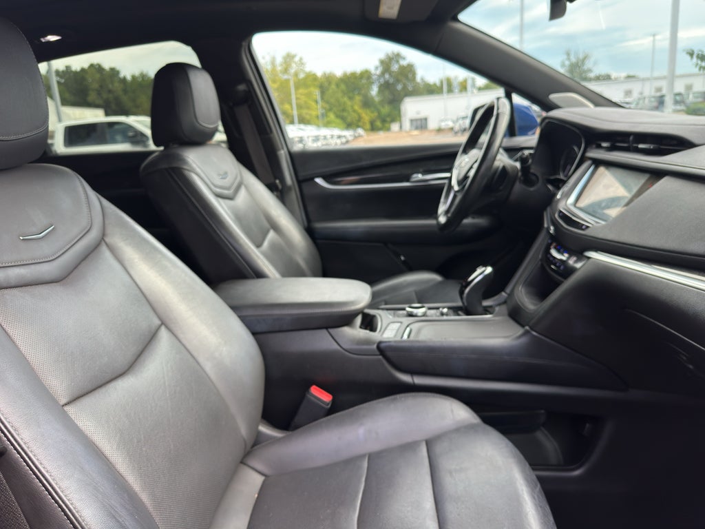 2023 Cadillac XT5 FWD Premium Luxury
