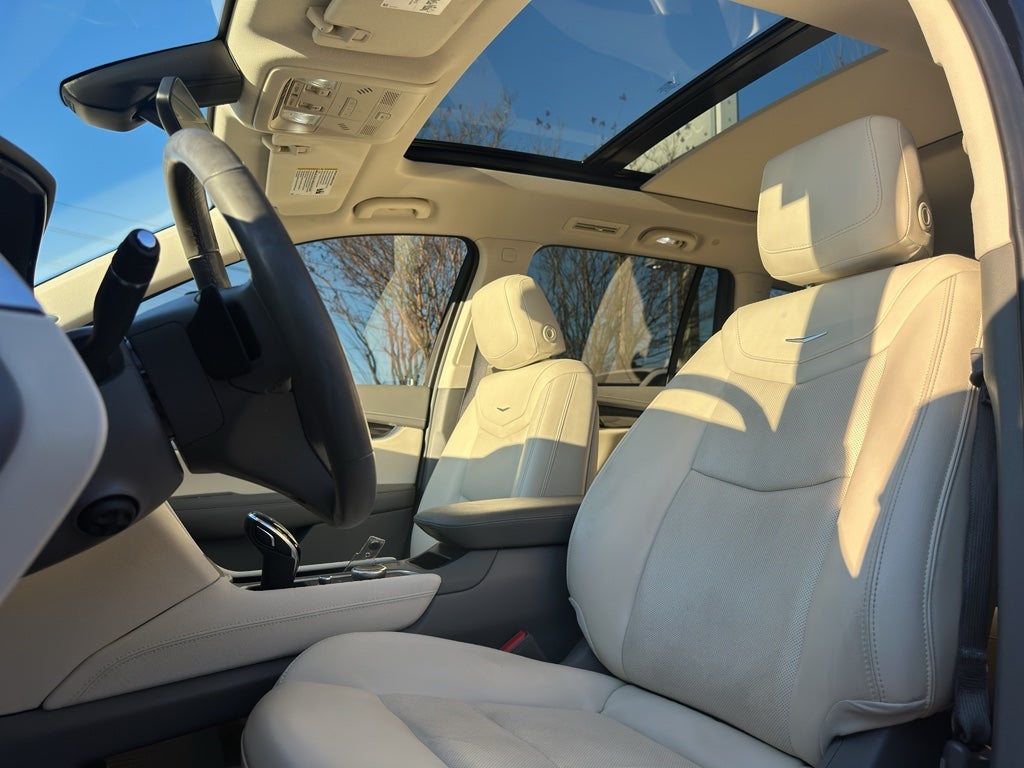 2023 Cadillac XT6 Premium Luxury