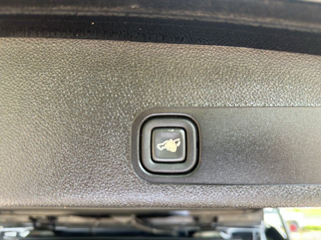 2012 Cadillac Escalade Luxury