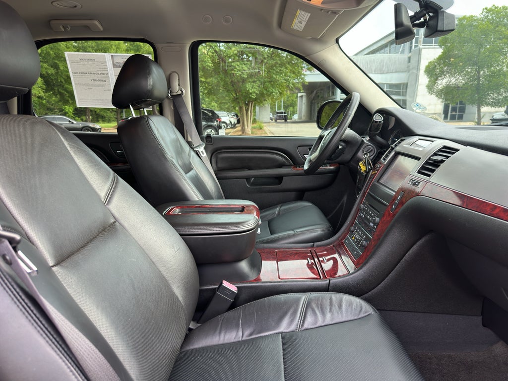 2012 Cadillac Escalade Luxury
