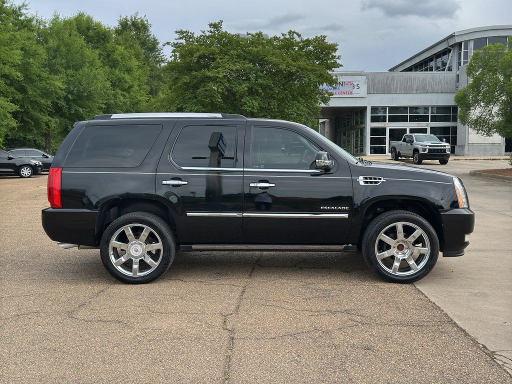2012 Cadillac Escalade Luxury