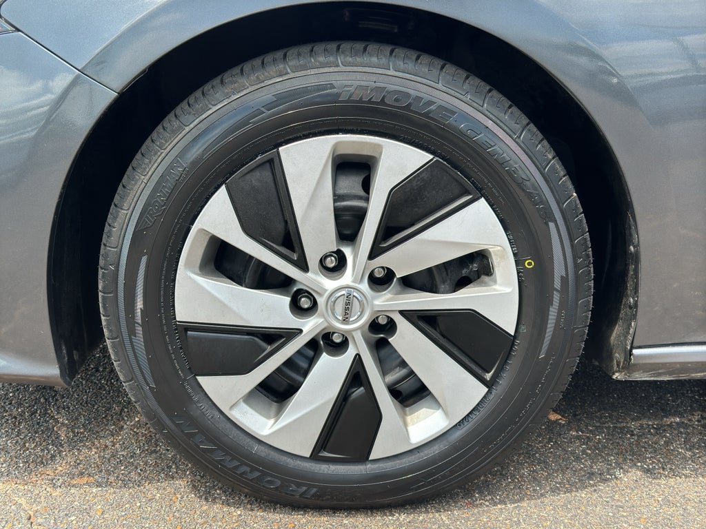 2022 Nissan Altima S - Photo 12