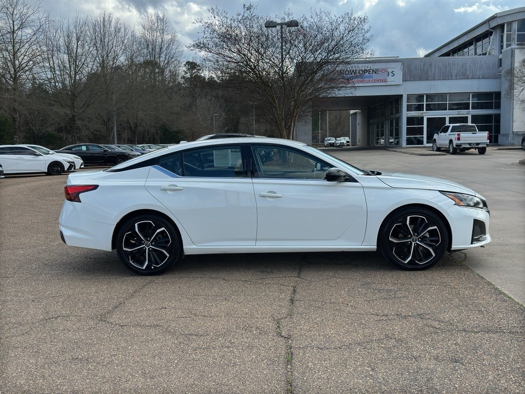 2024 Nissan Altima SR FWD