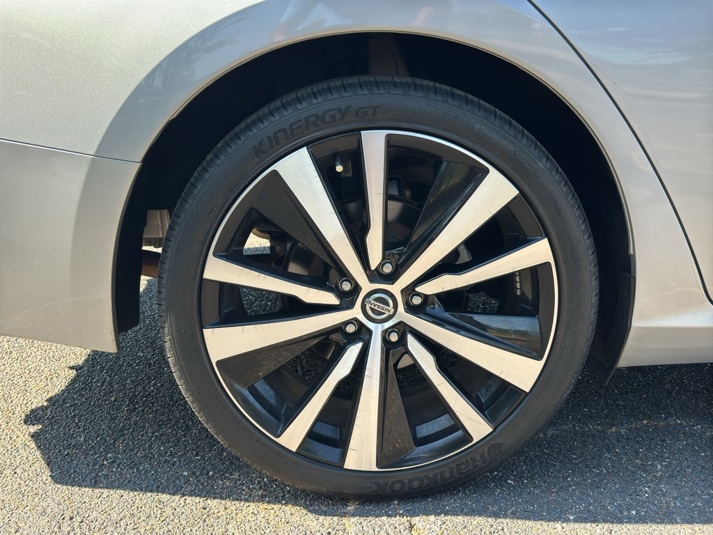 2021 Nissan Altima SR FWD