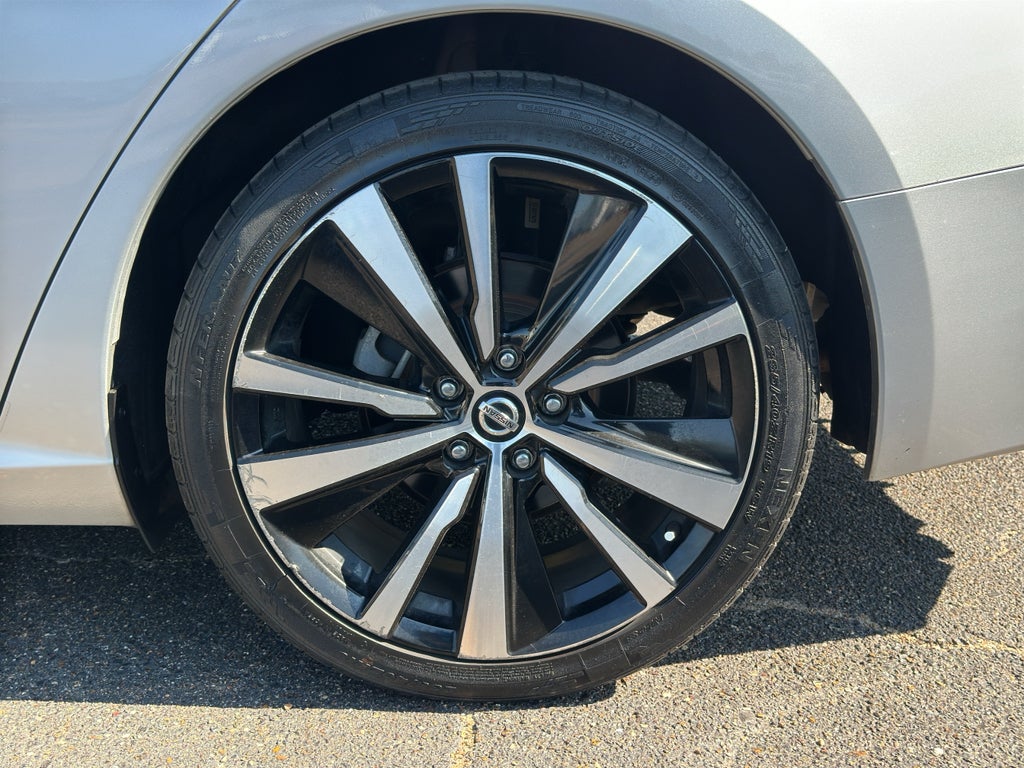 2021 Nissan Altima SR FWD