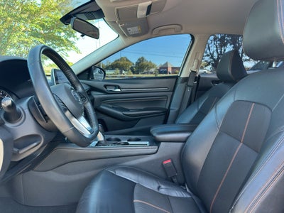 2021 Nissan Altima SR FWD