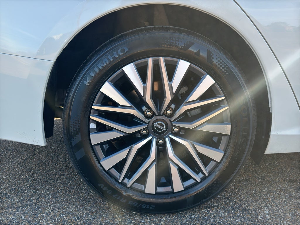 2025 Nissan Altima SV