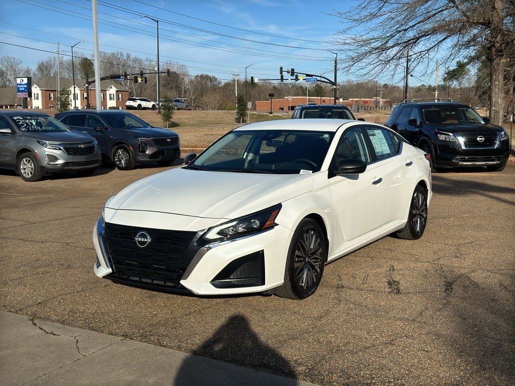 2025 Nissan Altima SV