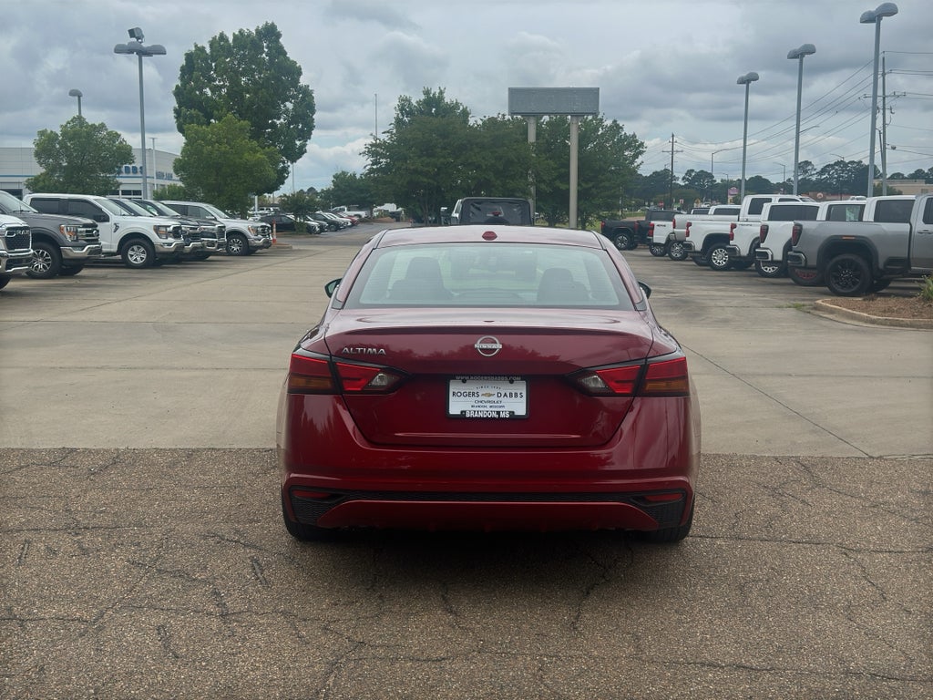 2025 Nissan Altima SV