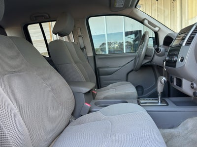 2017 Nissan Frontier SV