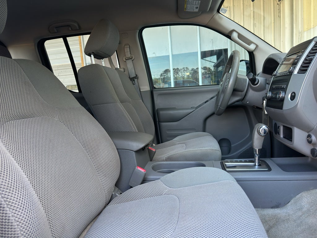 2017 Nissan Frontier SV