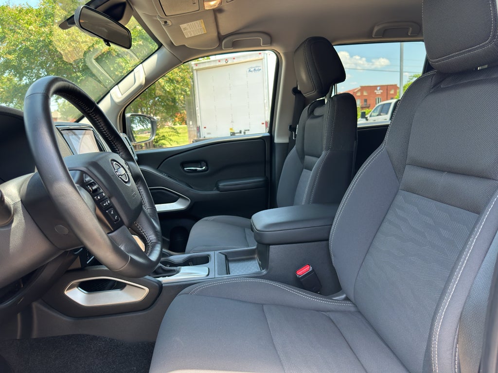 2024 Nissan Frontier Crew Cab SV 4x4