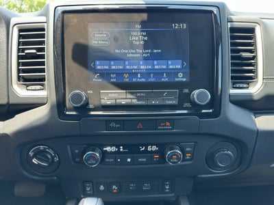 2024 Nissan Frontier Crew Cab SV 4x4