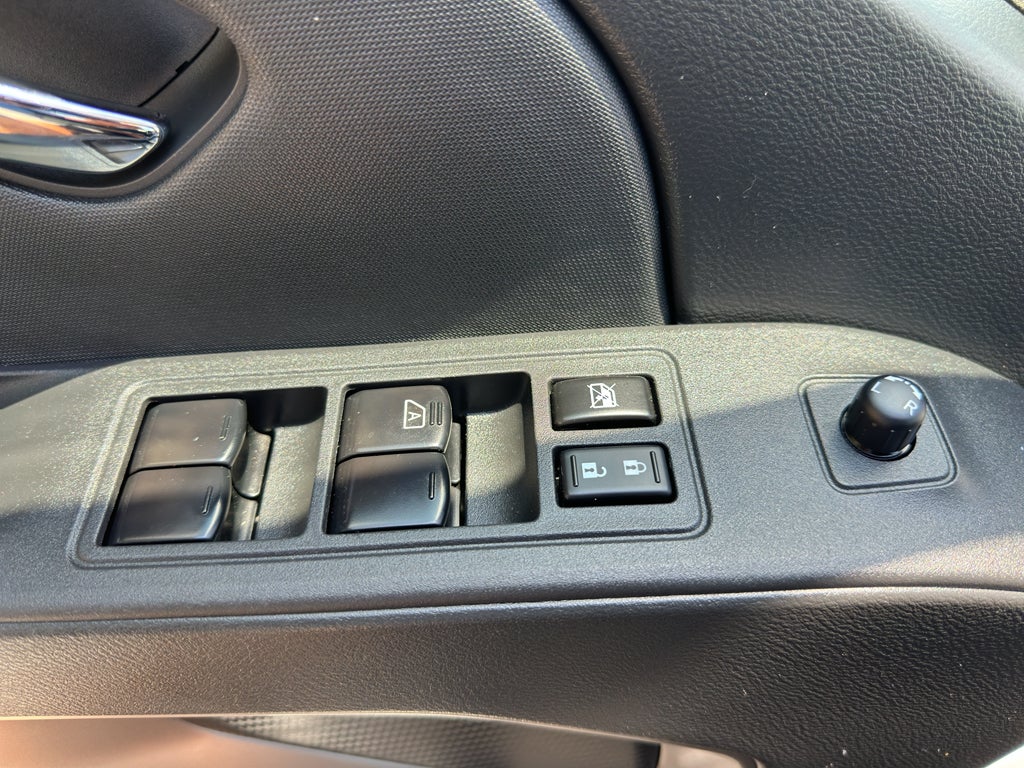 2024 Nissan Frontier Crew Cab SV 4x4