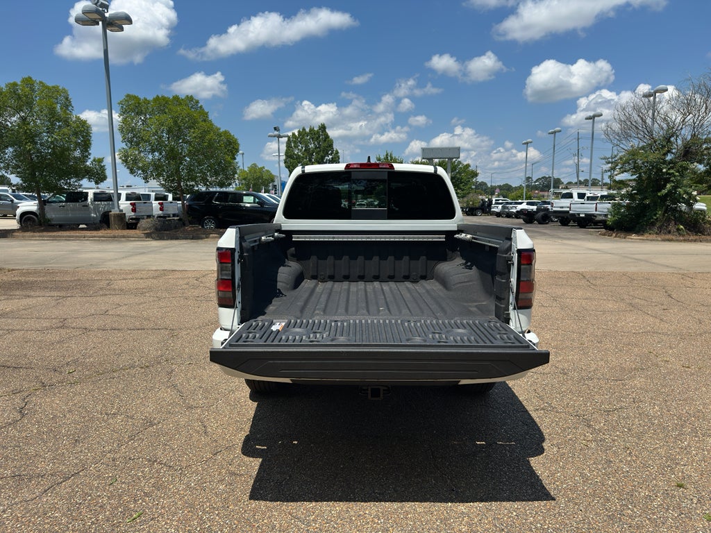 2024 Nissan Frontier Crew Cab SV 4x4