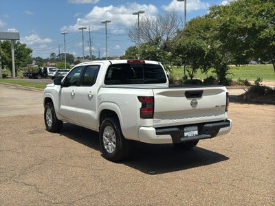 2024 Nissan Frontier Crew Cab SV 4x4