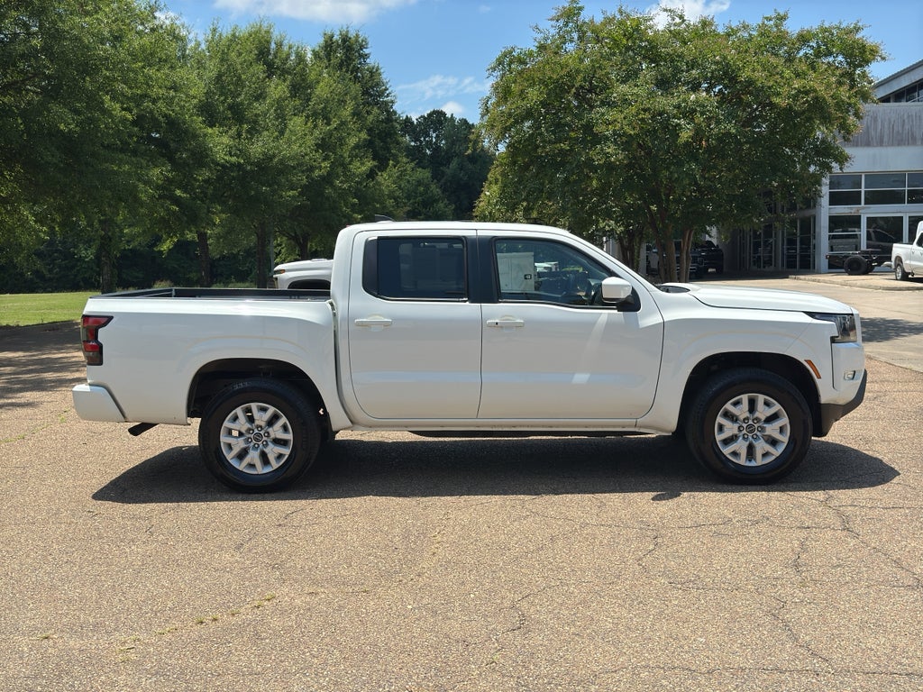 2024 Nissan Frontier Crew Cab SV 4x4