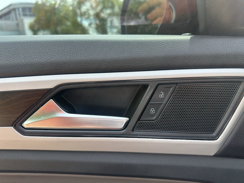 2022 Volkswagen Atlas 2.0T SE w/Technology