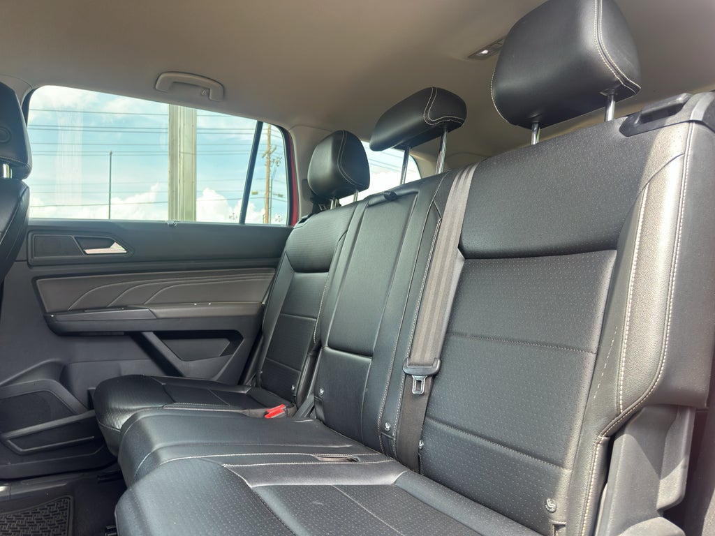2022 Volkswagen Atlas 2.0T SE w/Technology
