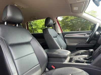 2022 Volkswagen Atlas 2.0T SE w/Technology