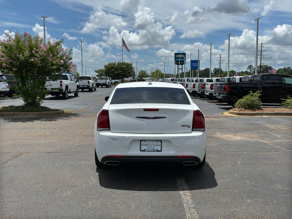 2021 Chrysler 300 300S