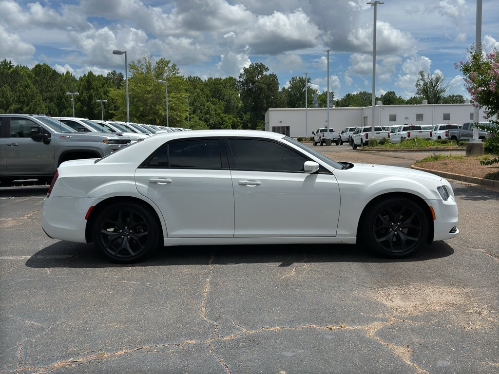 2021 Chrysler 300 300S