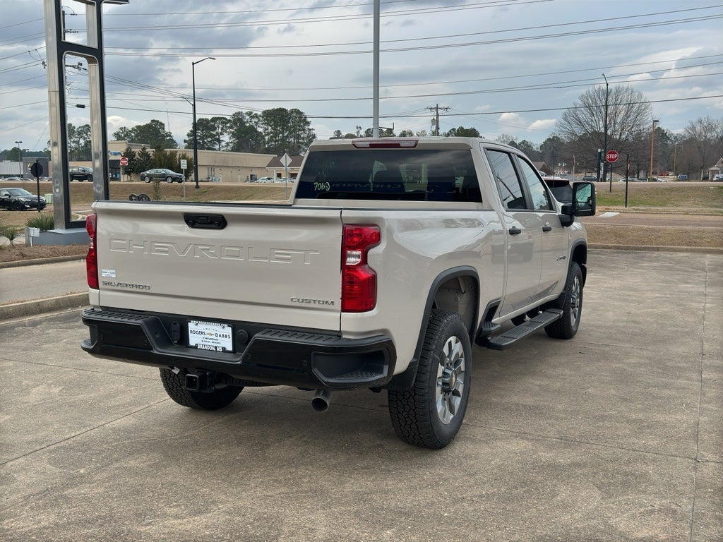 2026 Chevrolet Silverado 2500 HD Custom
