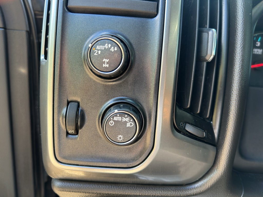 2019 Chevrolet Silverado LD LT