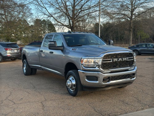 2024 RAM 3500 Tradesman Crew Cab 4x4 8' Box