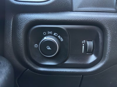 2024 RAM 3500 Tradesman Crew Cab 4x4 8' Box