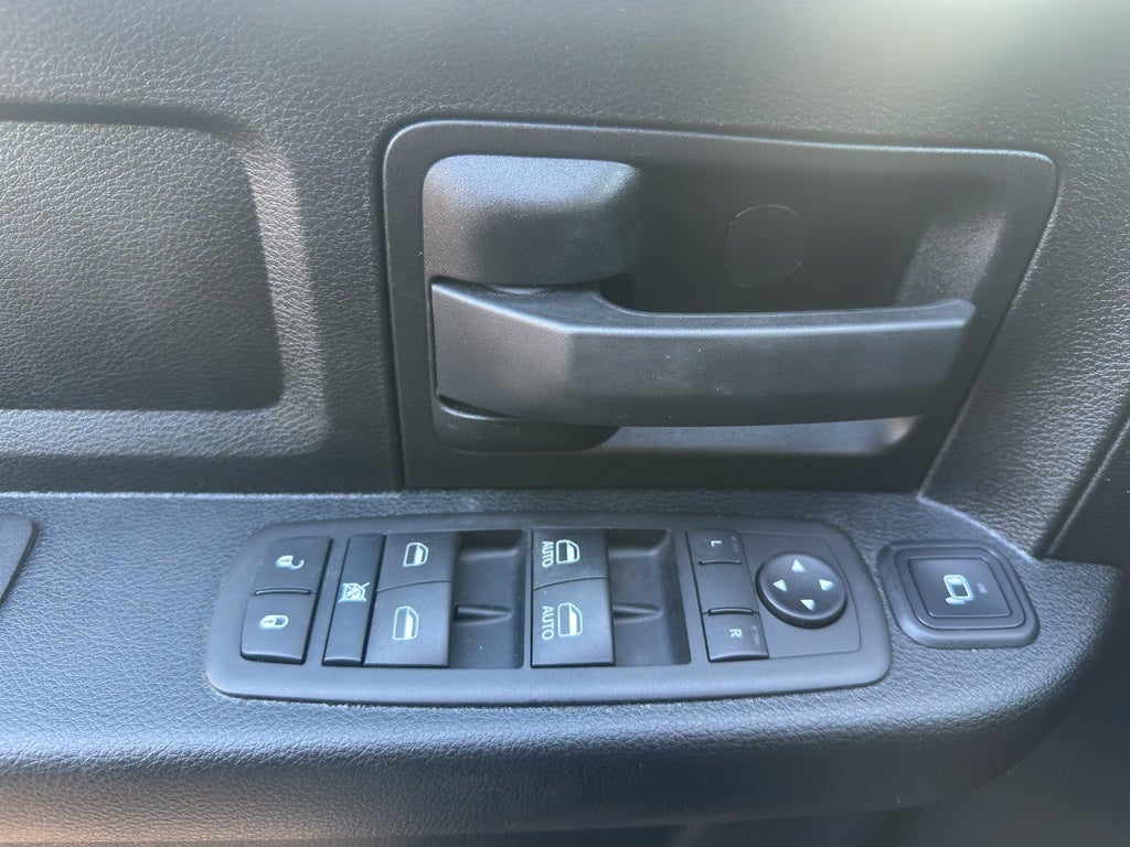 2024 RAM 3500 Tradesman Crew Cab 4x4 8' Box