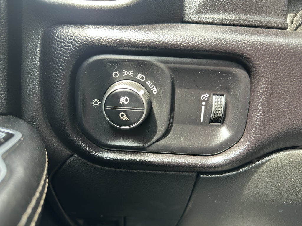 2024 RAM 3500 Big Horn Crew Cab 4x4 8' Box