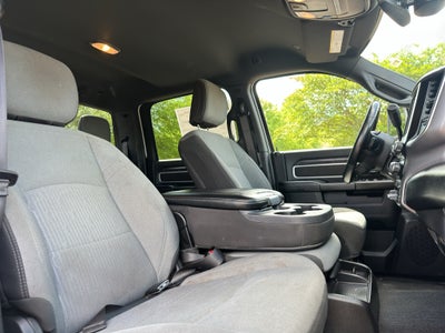 2024 RAM 3500 Big Horn Crew Cab 4x4 8' Box