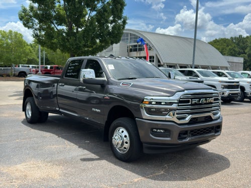 2026 RAM 3500 Laramie Crew Cab 4x4 8' Box