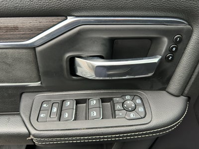 2026 RAM 3500 Laramie Crew Cab 4x4 8' Box