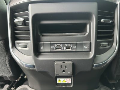 2026 RAM 3500 Laramie Crew Cab 4x4 8' Box