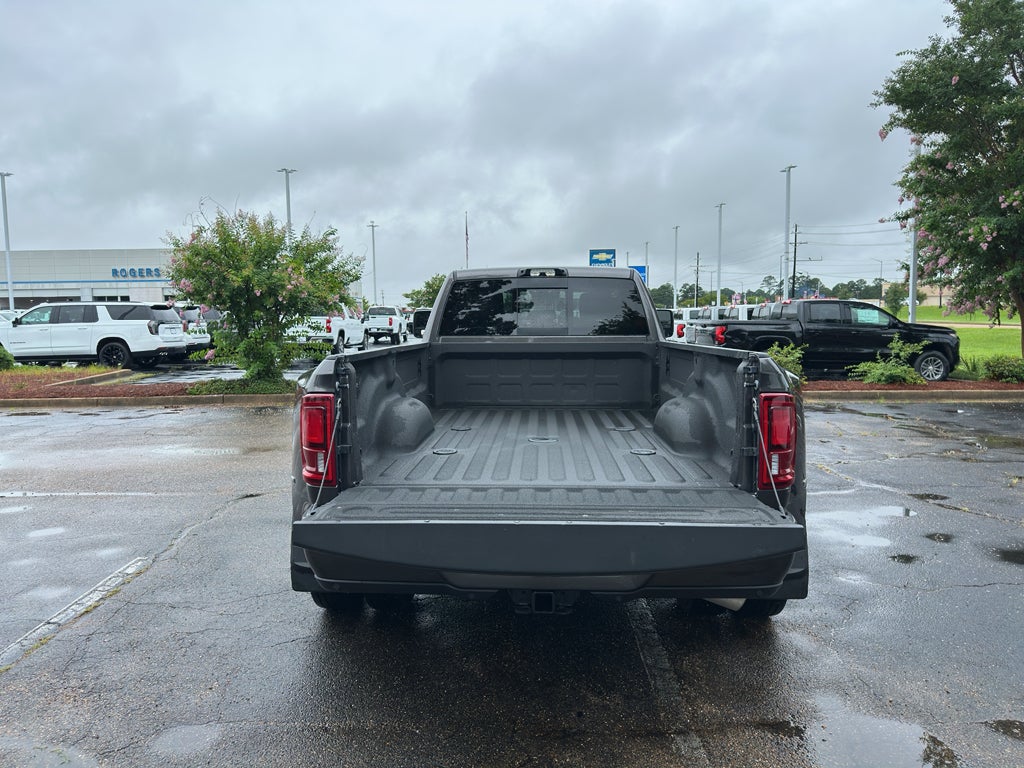 2026 RAM 3500 Laramie Crew Cab 4x4 8' Box