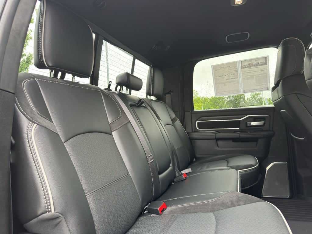 2026 RAM 3500 Laramie Crew Cab 4x4 8' Box