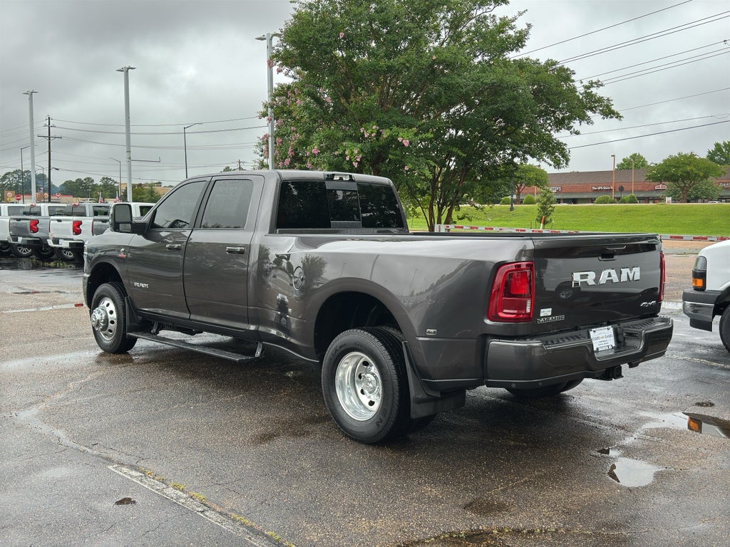 2026 RAM 3500 Laramie Crew Cab 4x4 8' Box
