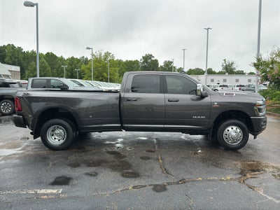 2026 RAM 3500 Laramie Crew Cab 4x4 8' Box