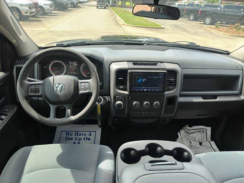 2019 RAM 1500 Classic Tradesman Crew Cab 4x2 5'7" Box