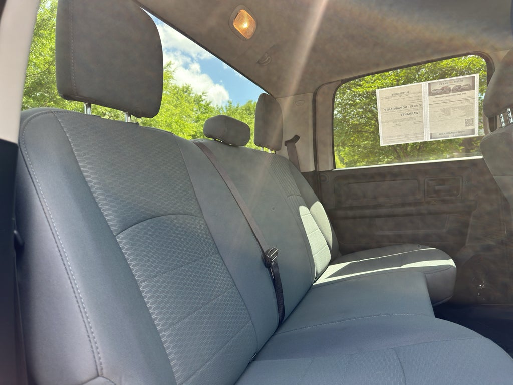 2019 RAM 1500 Classic Tradesman Crew Cab 4x2 5'7" Box