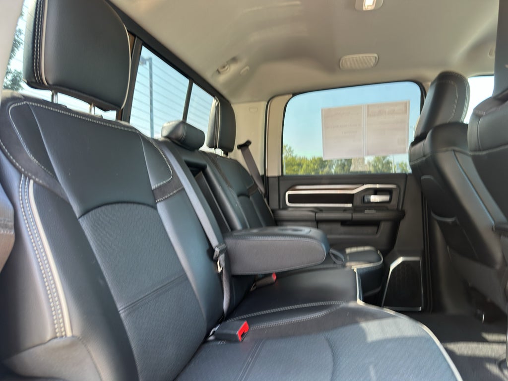 2024 RAM 2500 Laramie Crew Cab 4x4 6'4" Box