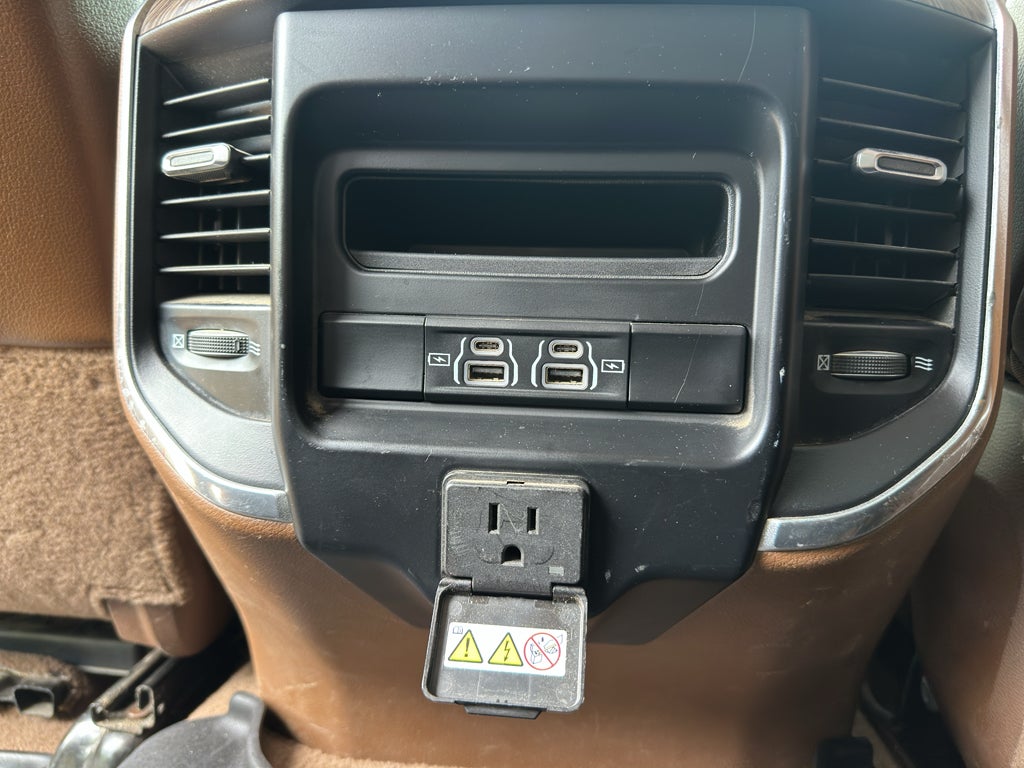 2021 RAM 2500 Laramie Crew Cab 4x4 6'4" Box