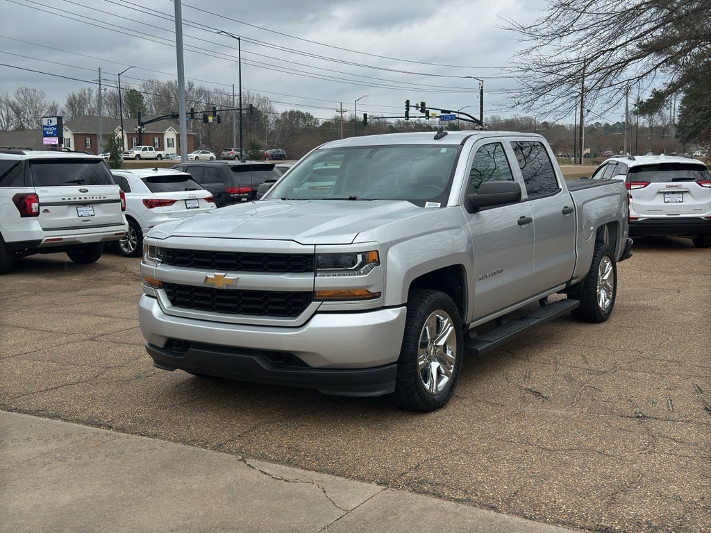 2018 Chevrolet Silverado 1500 Custom