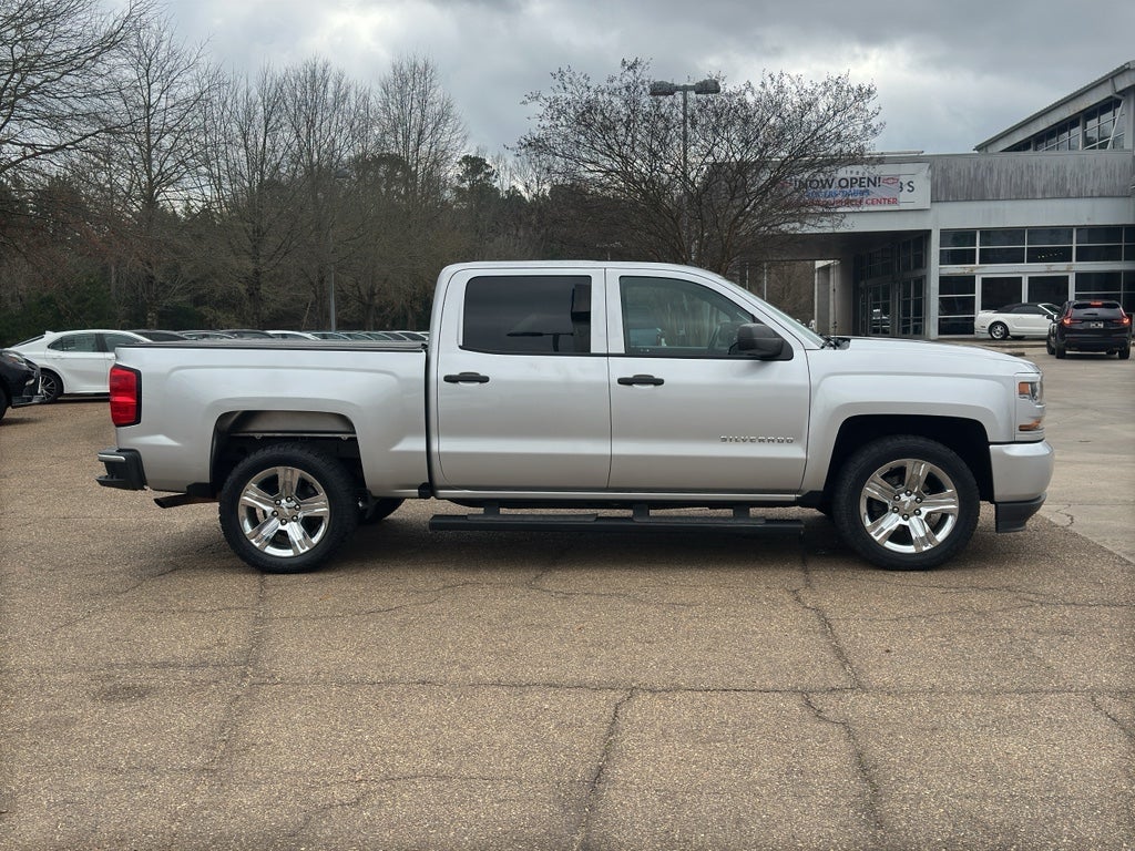 2018 Chevrolet Silverado 1500 Custom