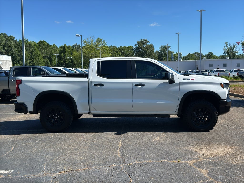 2023 Chevrolet Silverado 1500 ZR2 - Photo 8